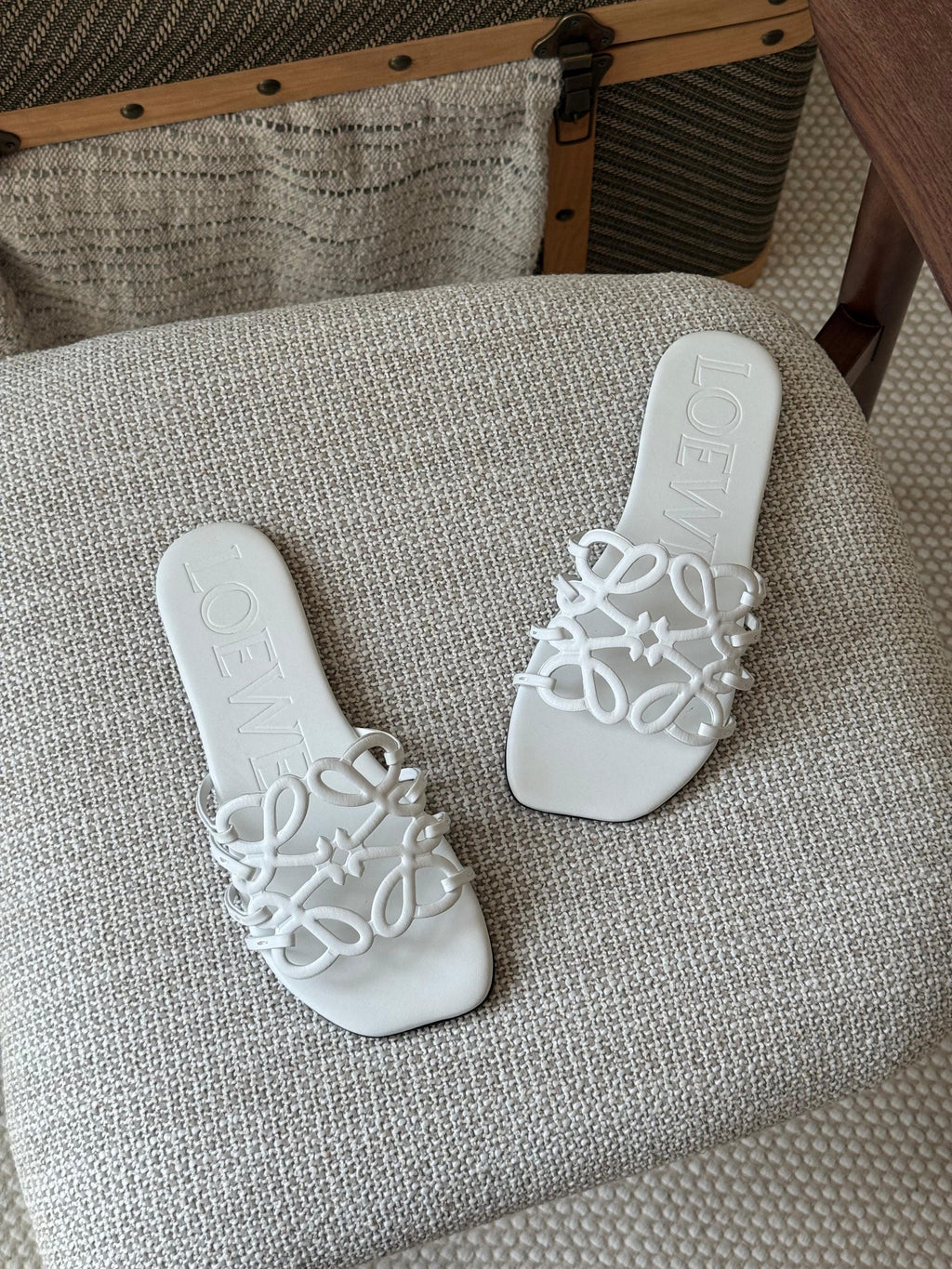 LOEWE Petal Anagram Slides - 3