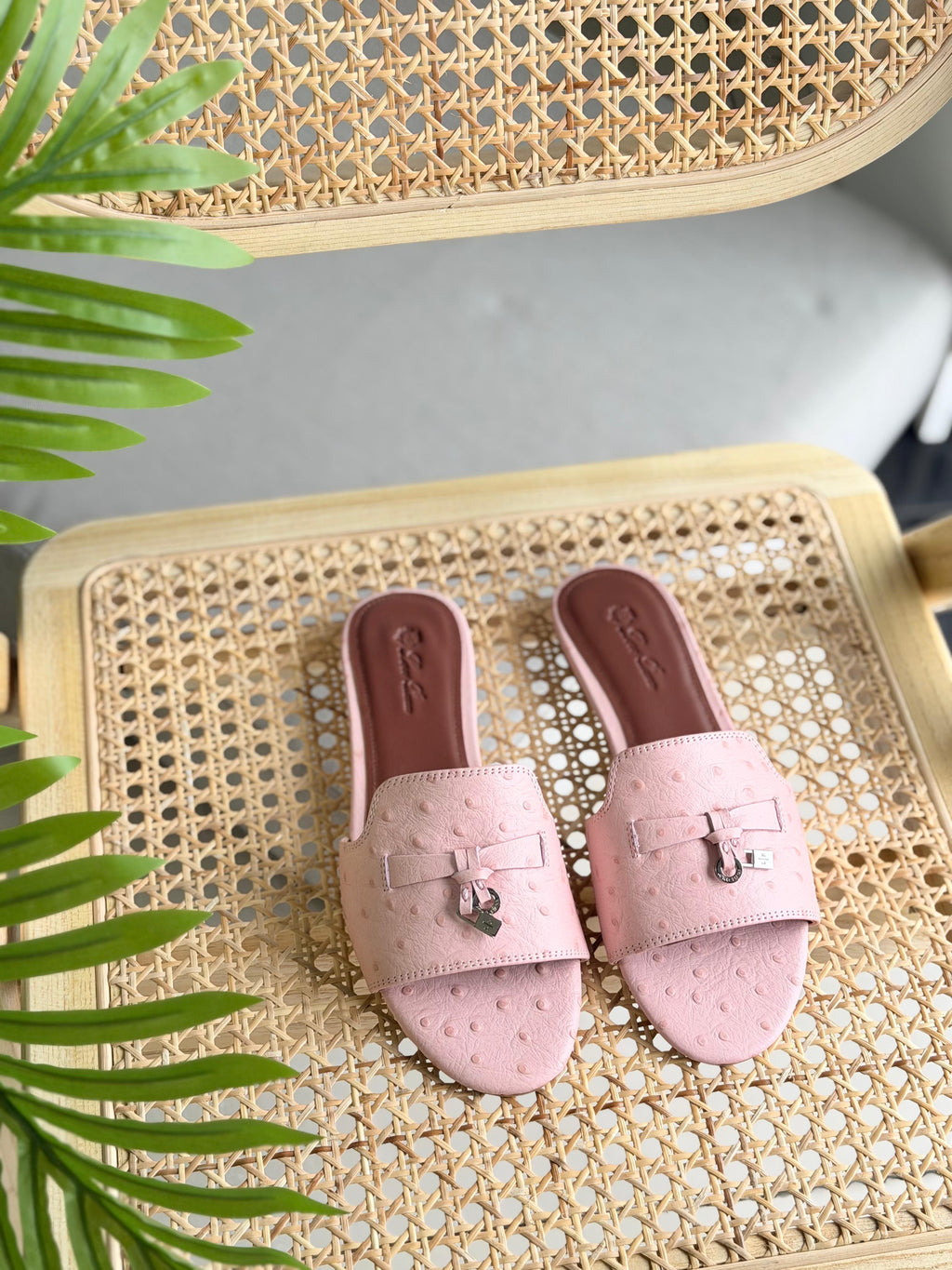 Loro Piana Summer Charms Sandal Flats Ostrich Leather - 10
