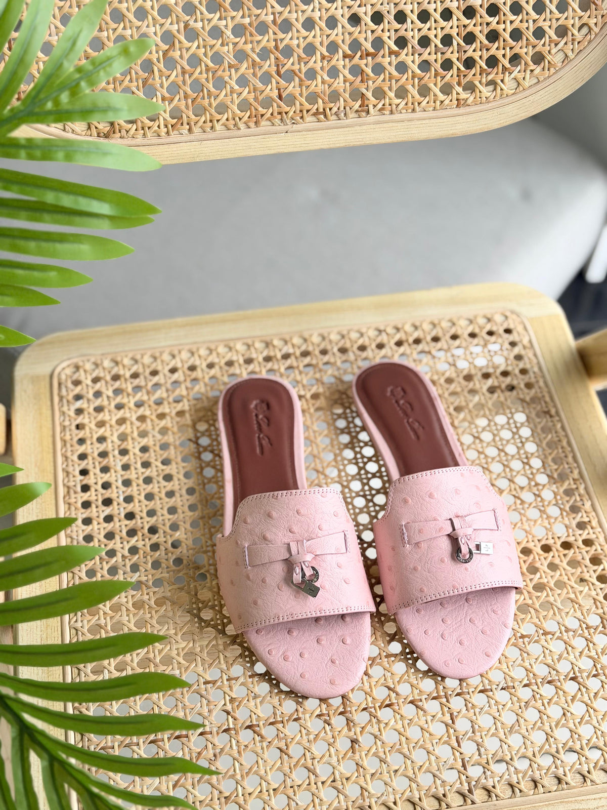 Loro Piana Summer Charms Sandal Flats Ostrich Leather - 10