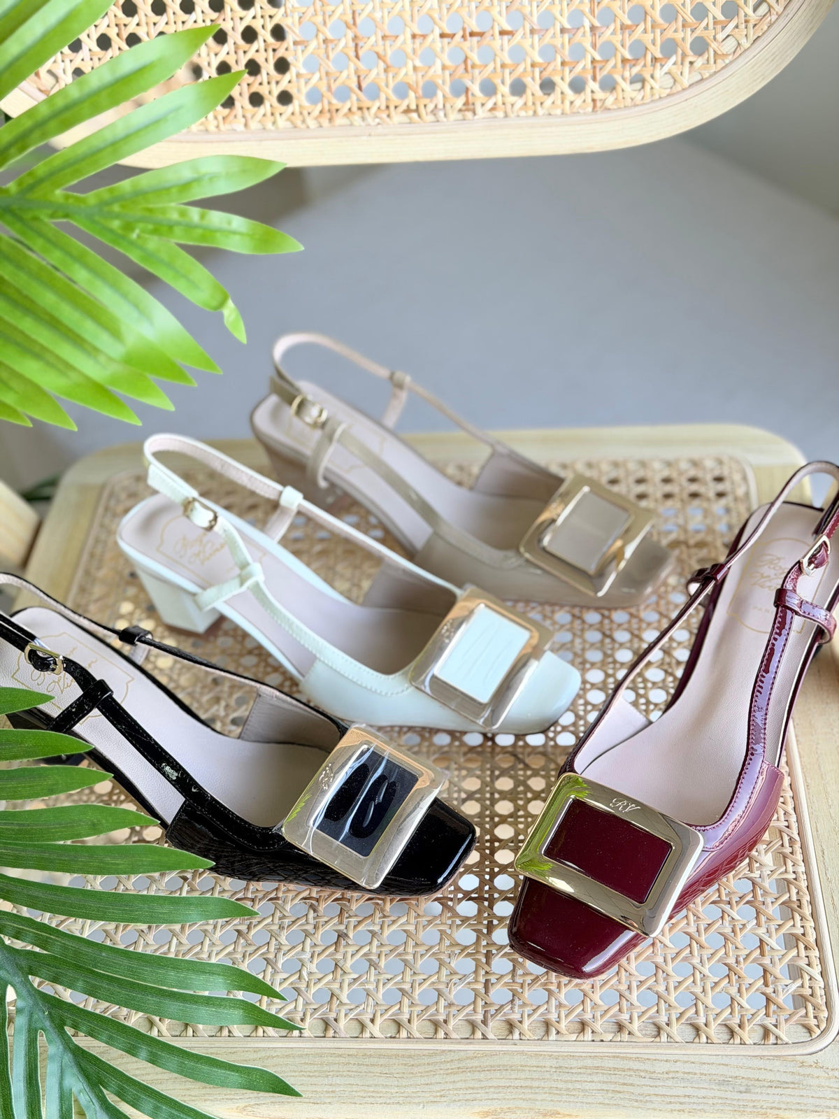 Roger Vivier Buckled Pumps - 9