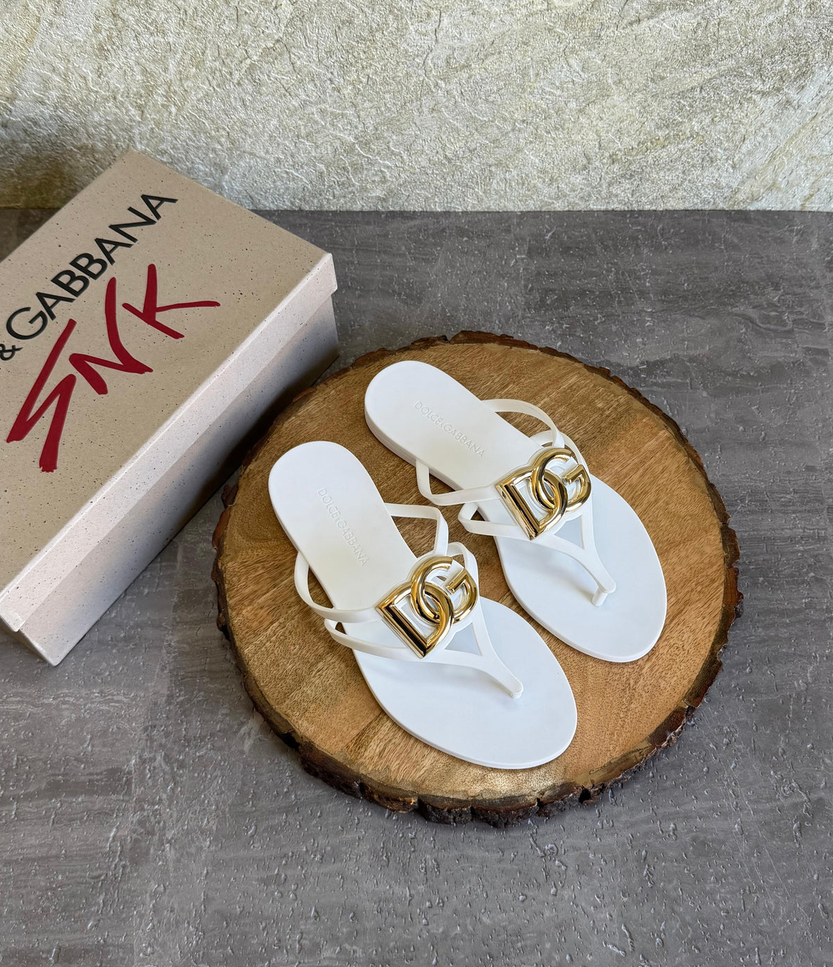 Dolce&Gabbana DG Thong sandals - 3