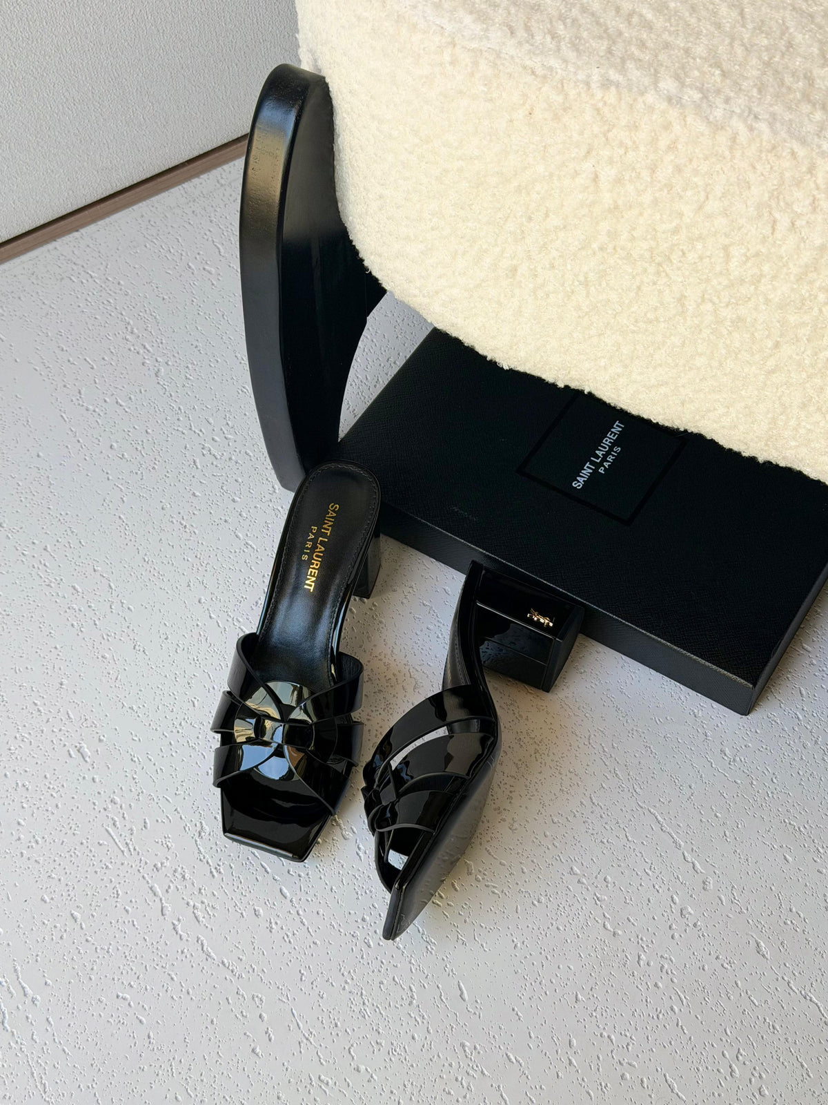 Saint Laurent Tribute Sandals - 10