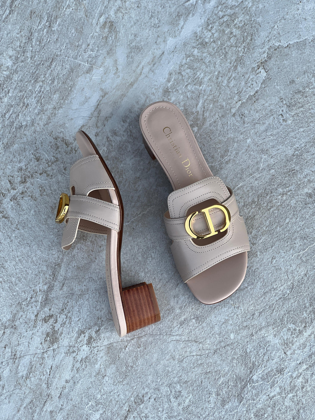 Dior Montaigne Slides - 2