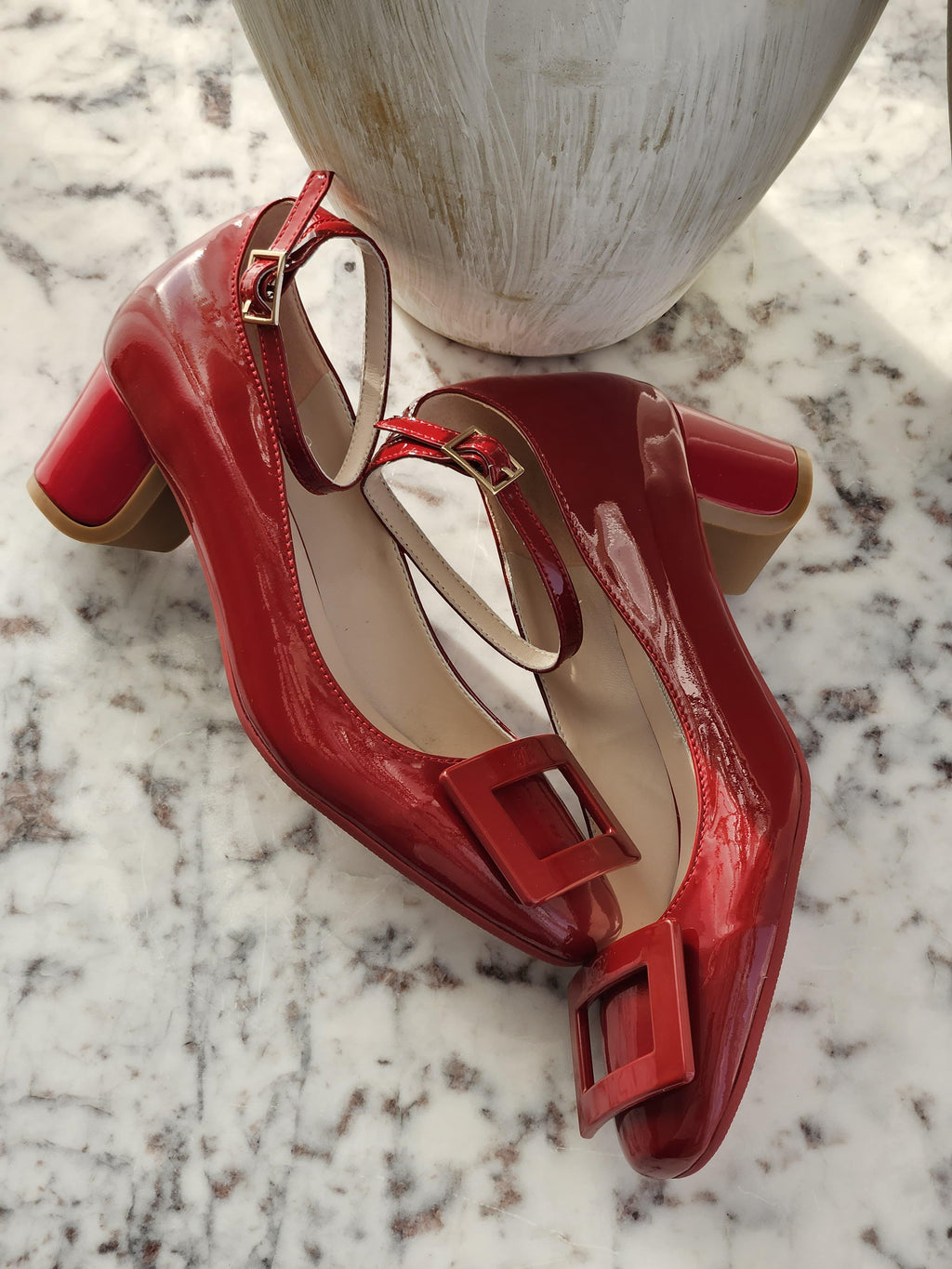Roger Vivier Buckled Pumps - 6