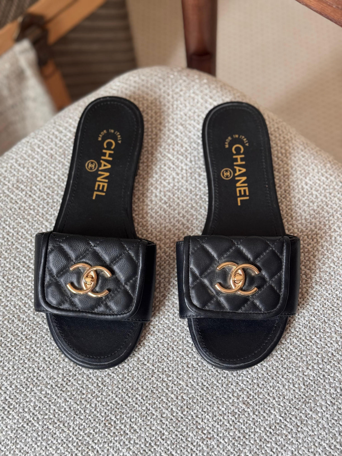 Chanel Lambskin Quilted CC - 6