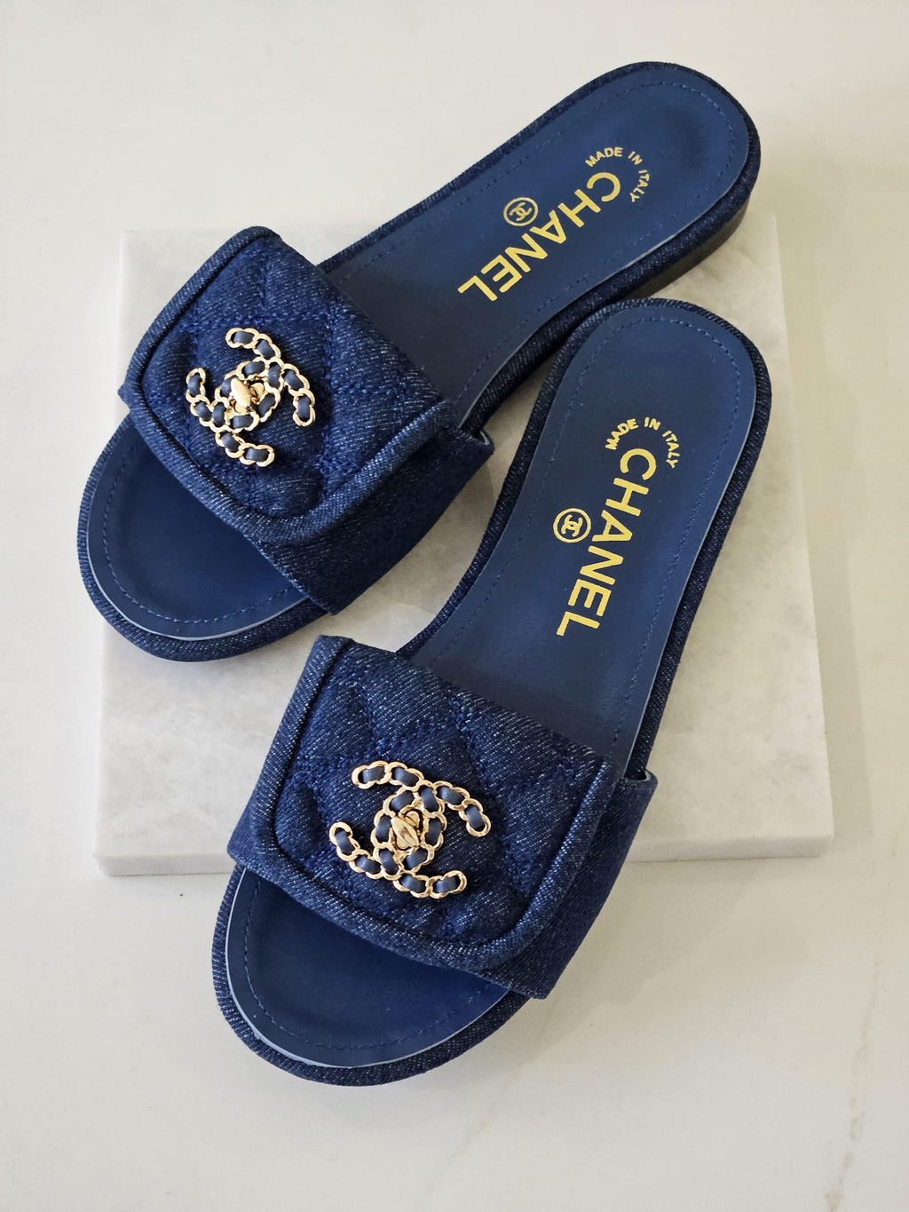Chanel Lambskin Quilted Turnlock Flat - 7