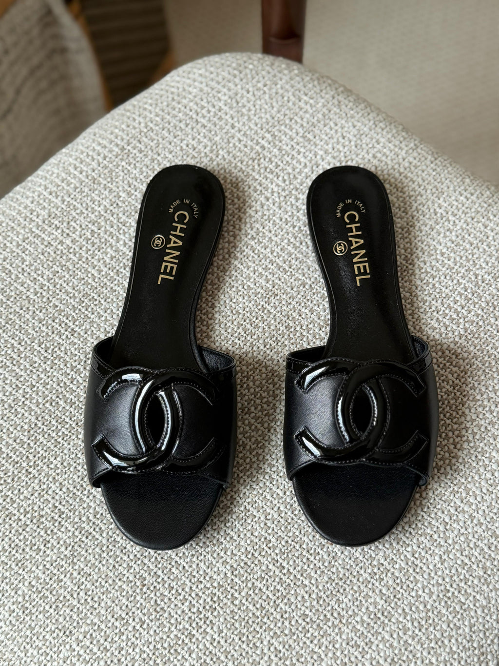 Chanel Lambskin Sandals - 7