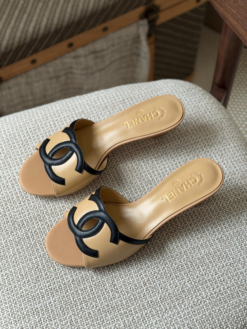 Chanel Lambskin Sandals - 10