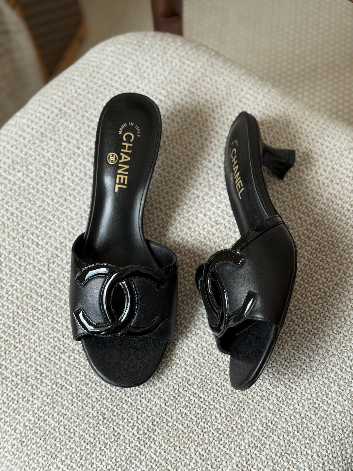 Chanel Lambskin Sandals - 4