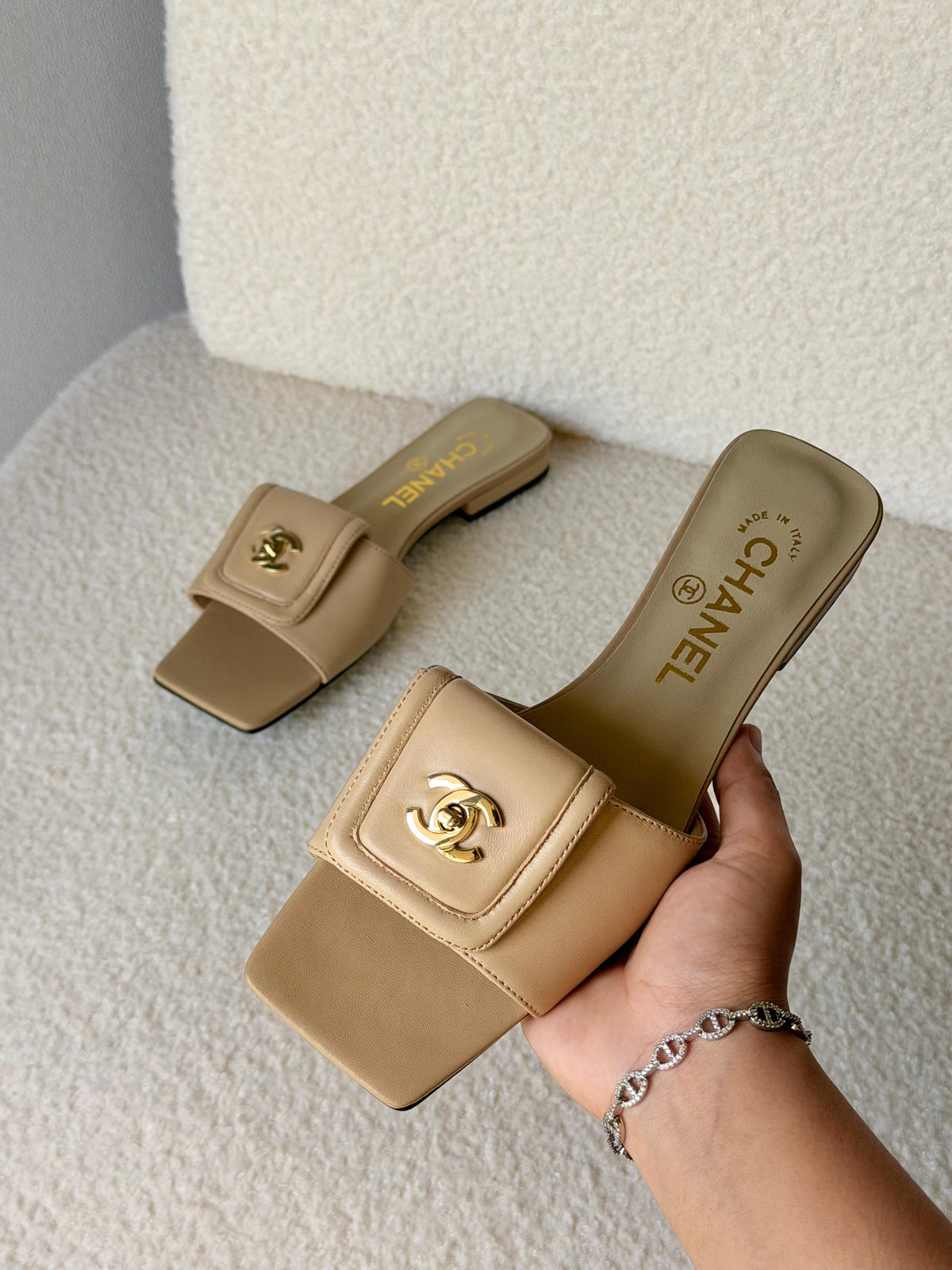 Chanel Lambskin Quilted Turnlock Flat - 8