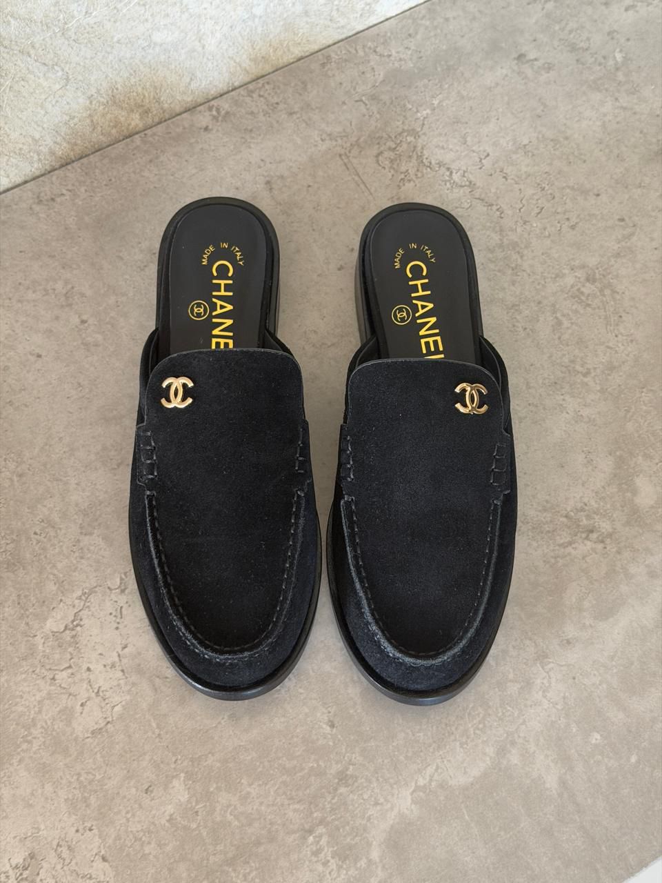 Chanel Mules in Black Calfskin - 2