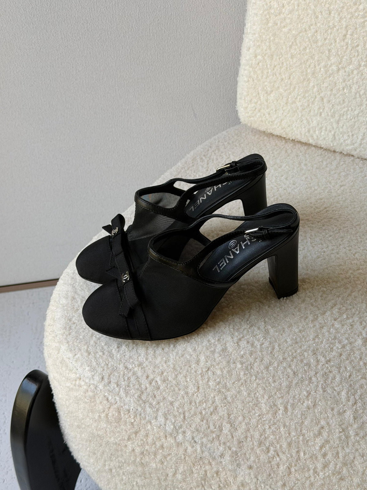 Chanel Heeled Slingbacks in Mesh and Grosgrain - 3