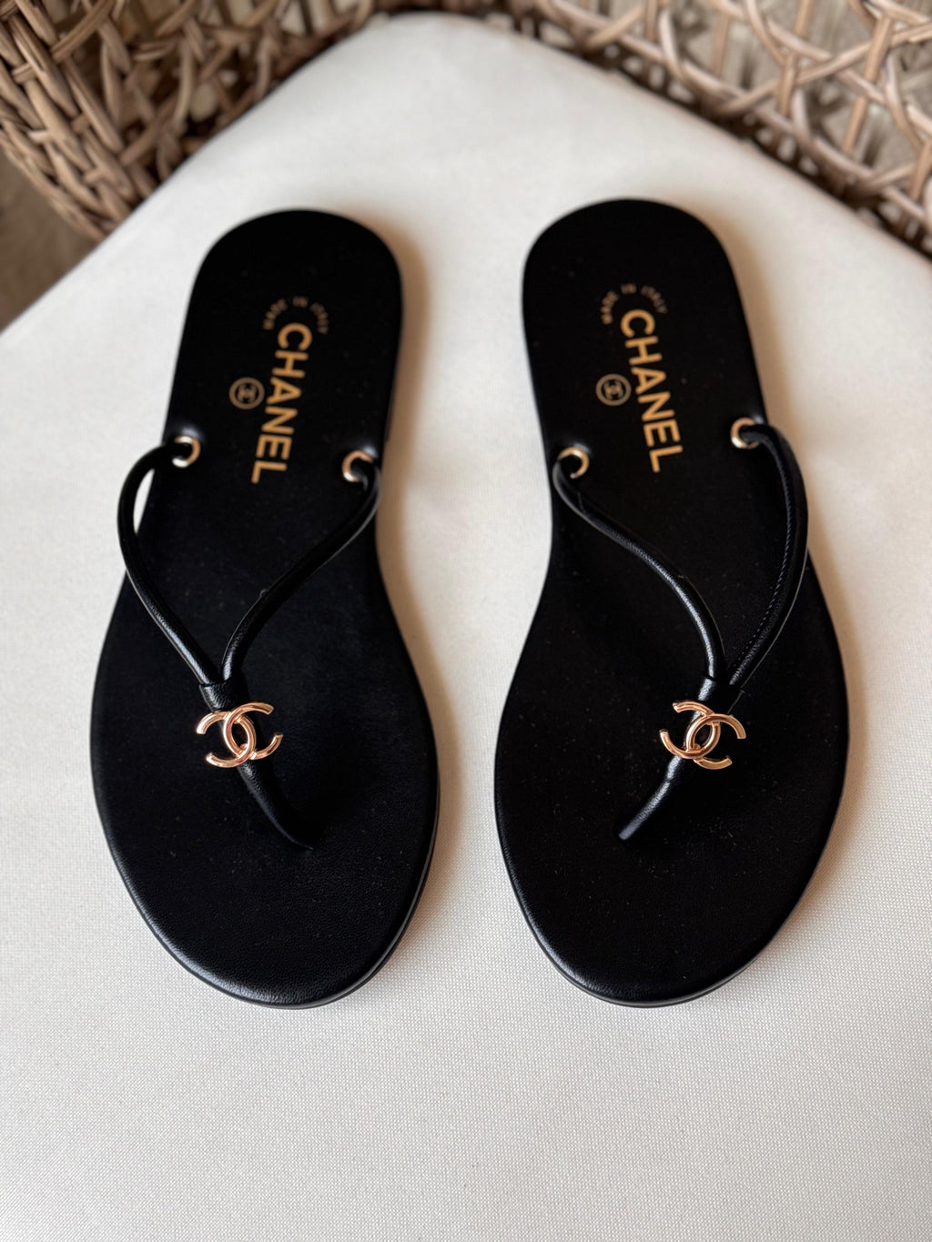 Chanel Thongs calfskin - 2