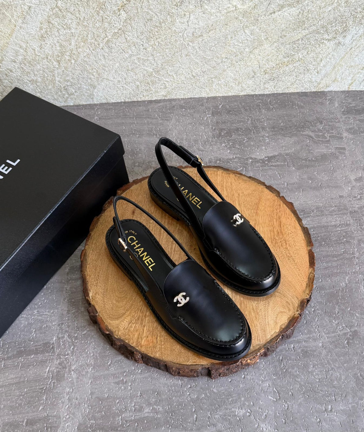 Chanel Chanel Slingbacks in Shiny Calfskin - 2