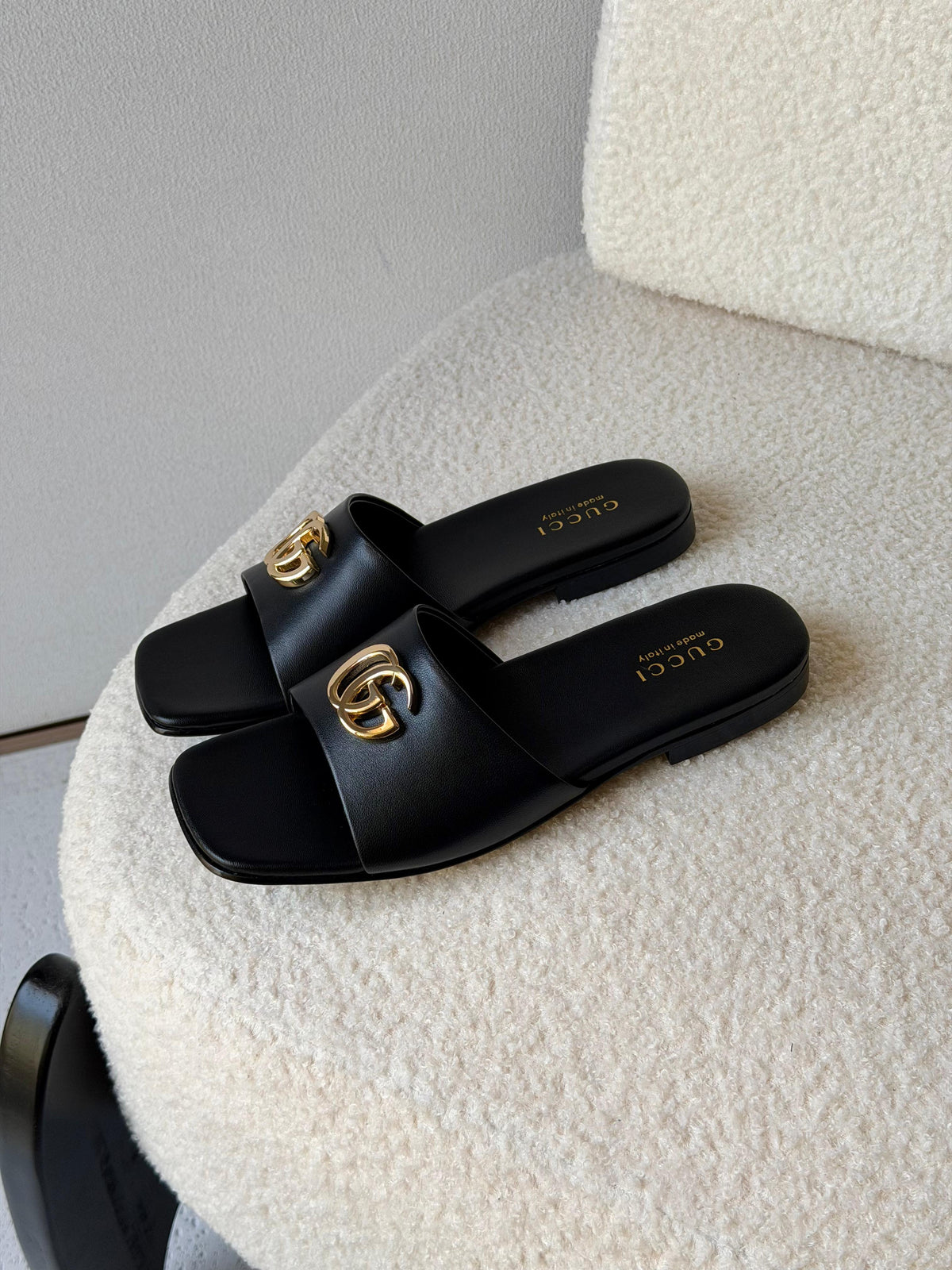 Gucci Double G slide sandals - 6