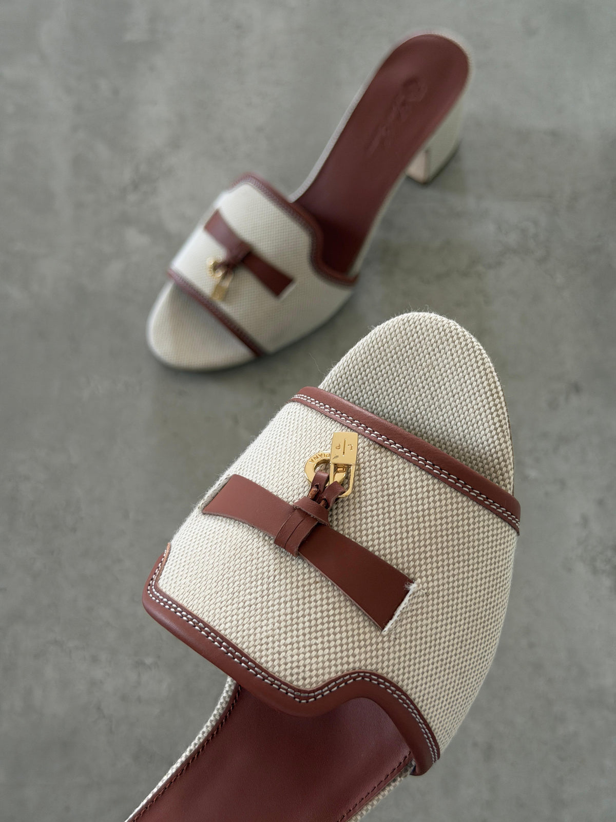 Loro Piana Brown Summer Charms 55 Sandals - 2