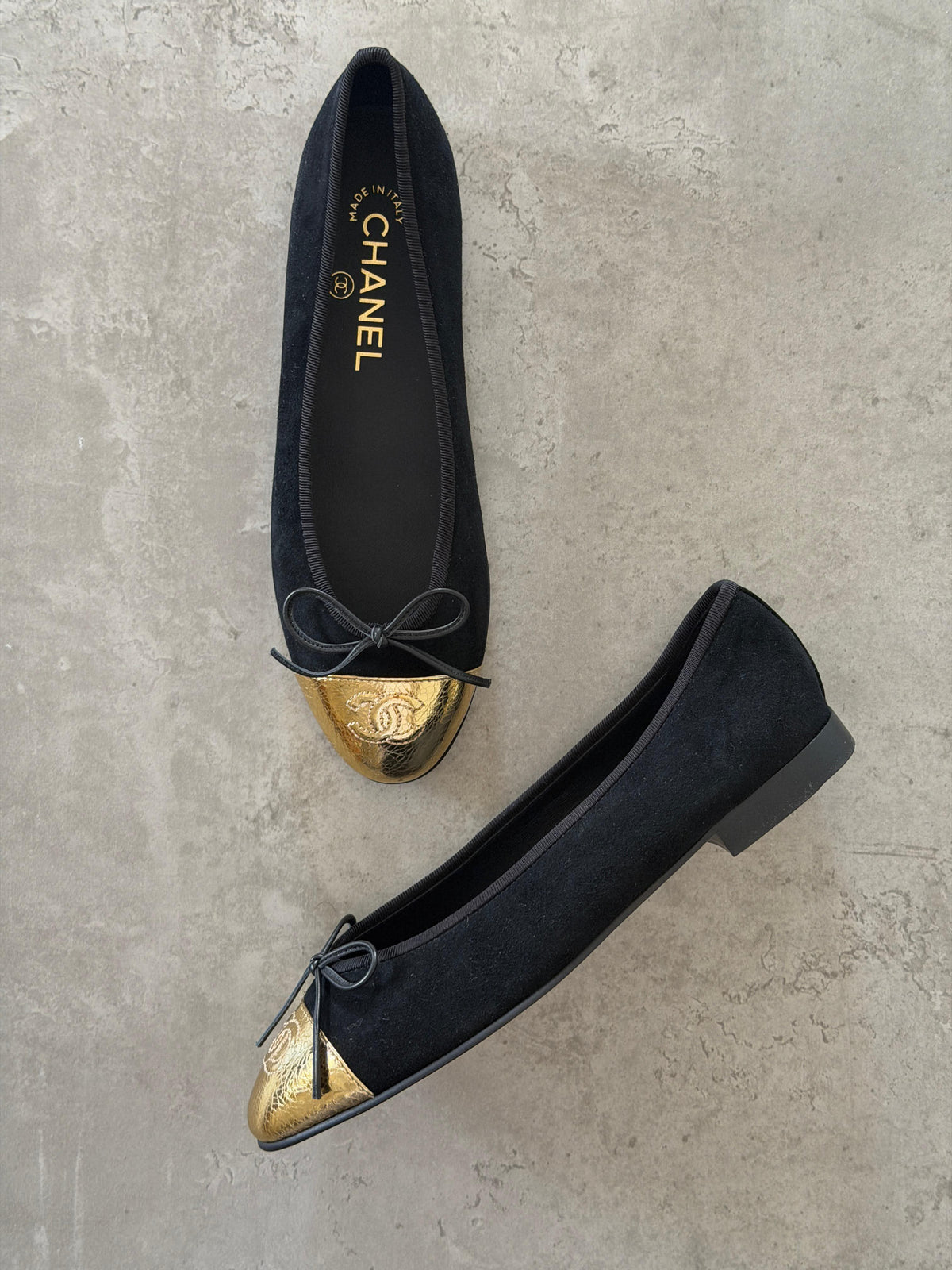 Chanel Black/Gold Leather CC Cap Toe Bow Ballet - 5
