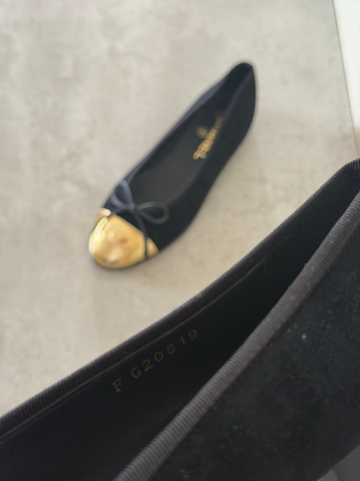 Chanel Black/Gold Leather CC Cap Toe Bow Ballet - 4