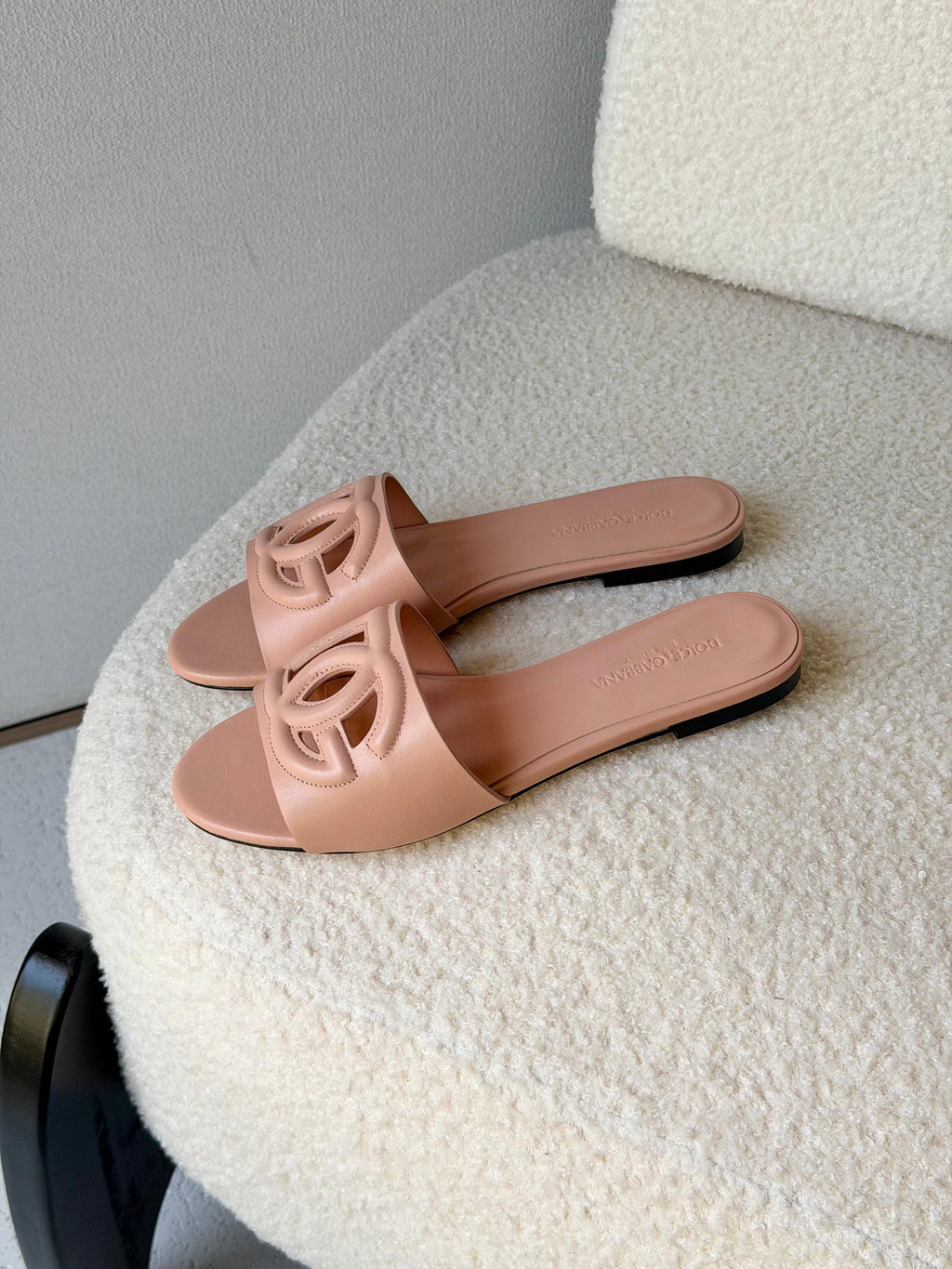 Dolce&Gabbana DG logo sandals - 11