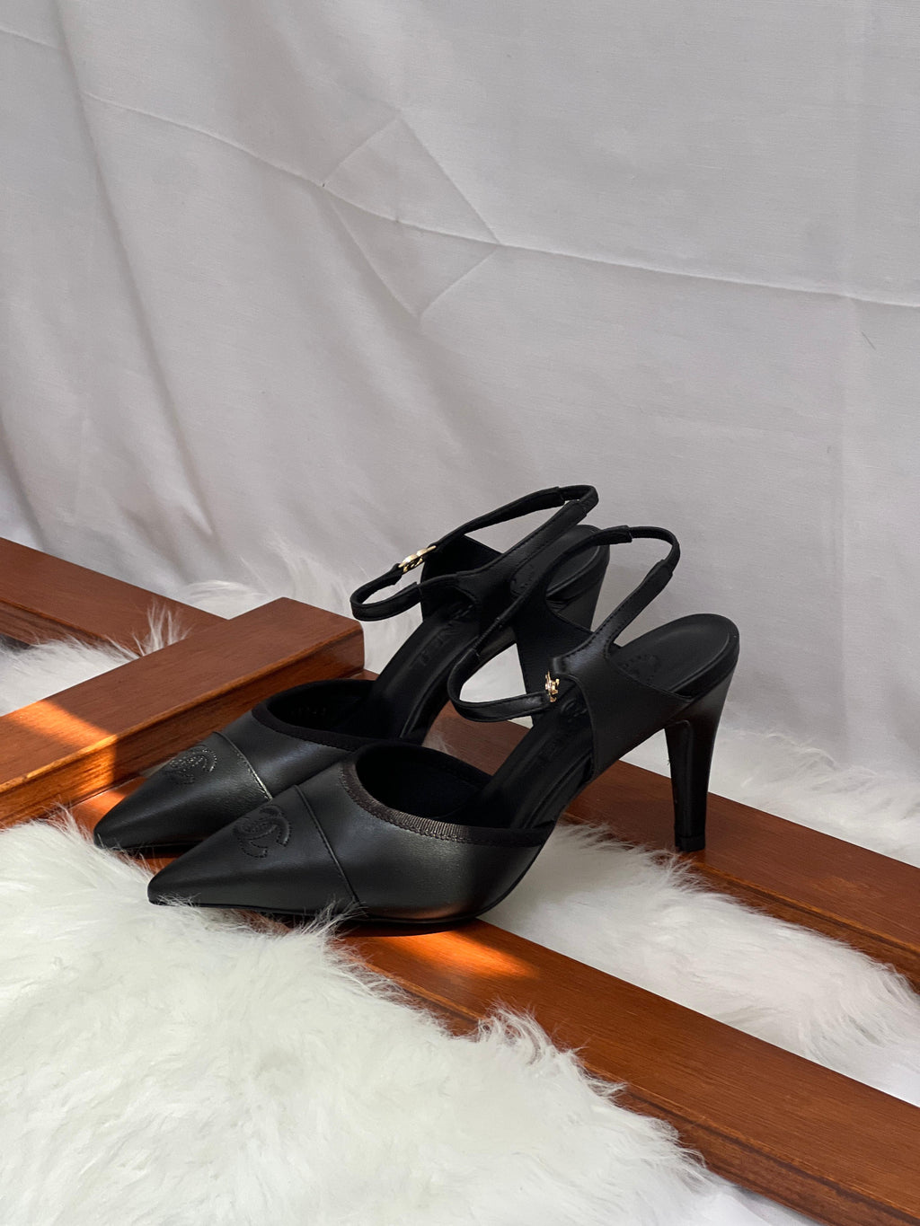 Chanel Heel Slingbacks in Iridescent Lambskin - 3