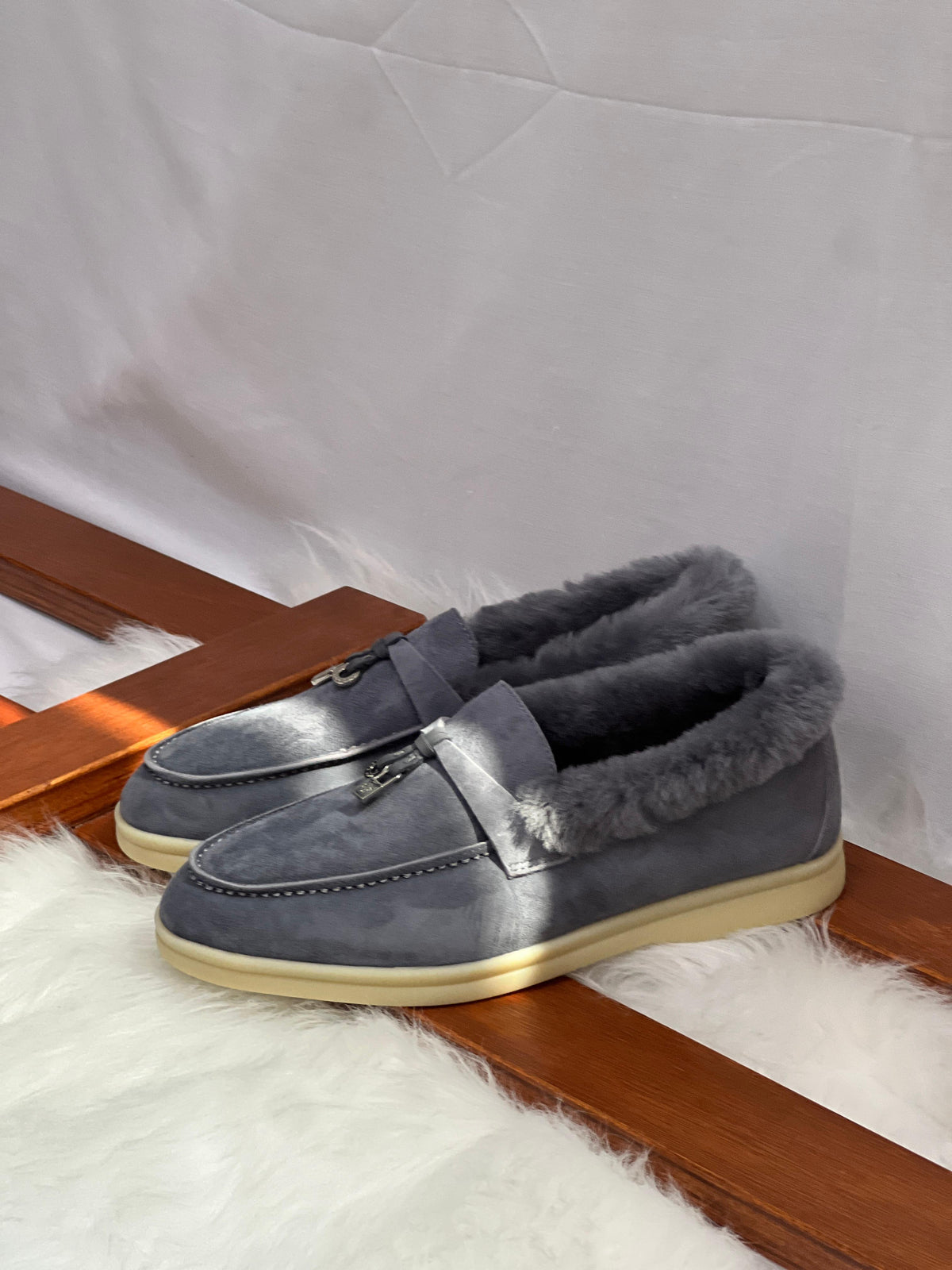 Loro Piana Summer Charms Walk Grey suede