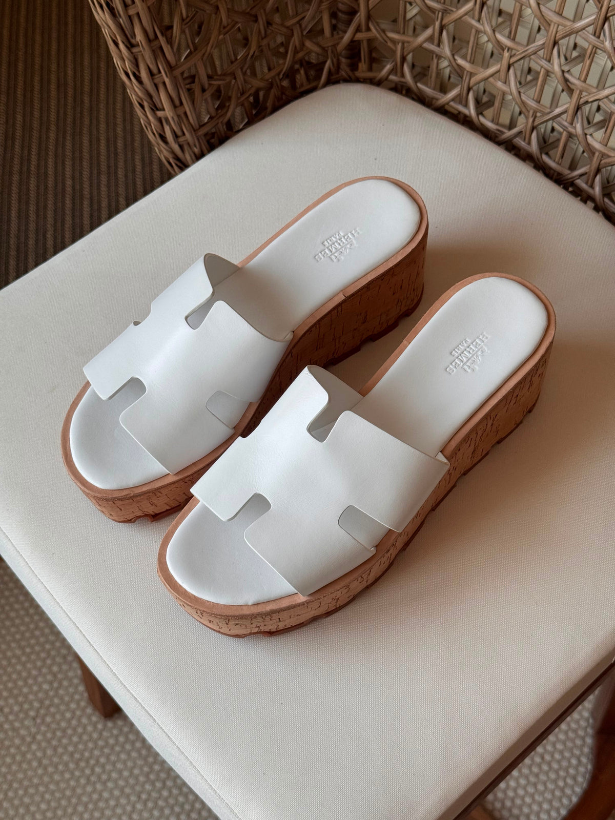 Hermes Luce 30 Sandals in Suede - 27