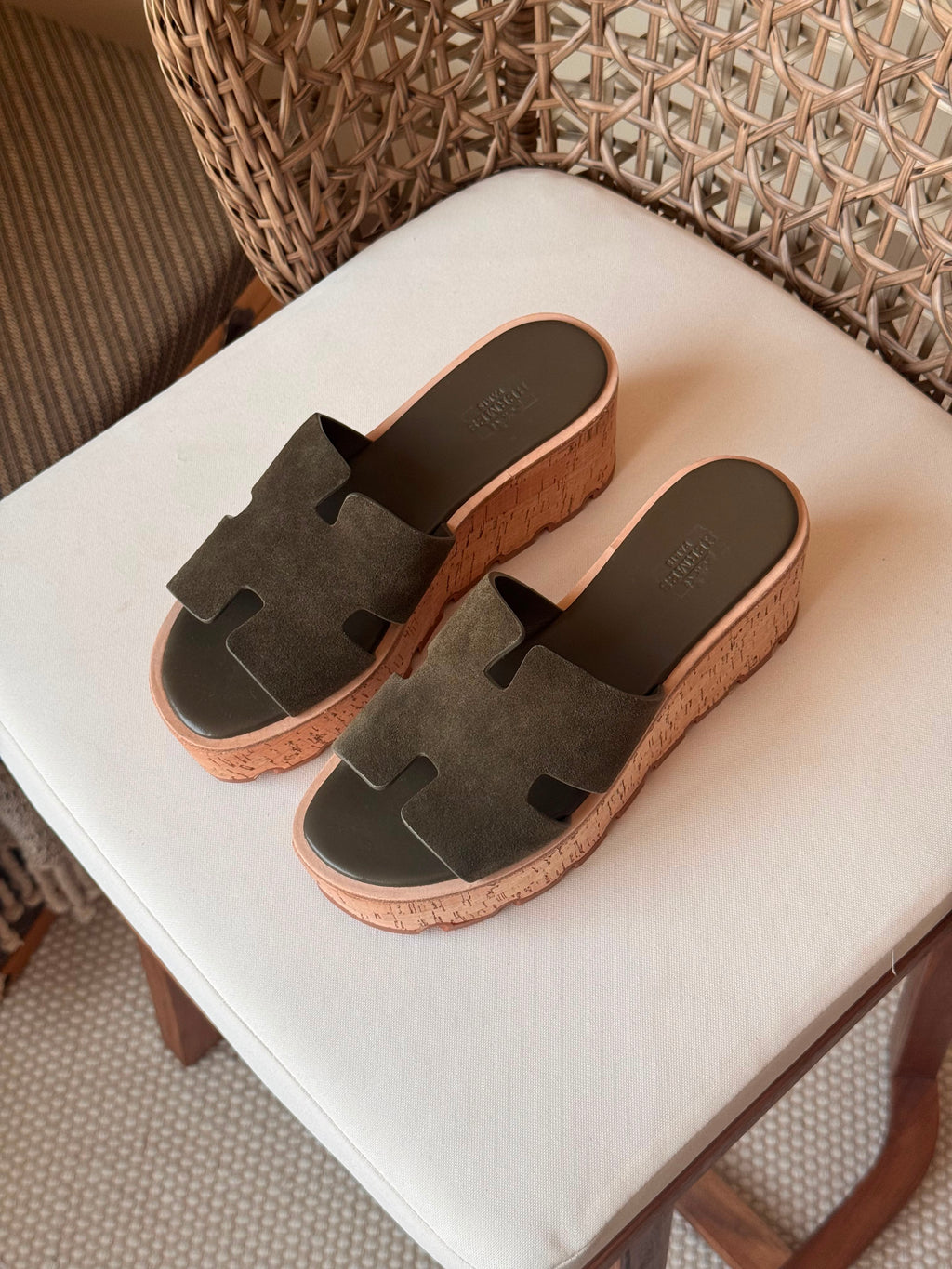 Hermes Luce 30 Sandals in Suede - 6