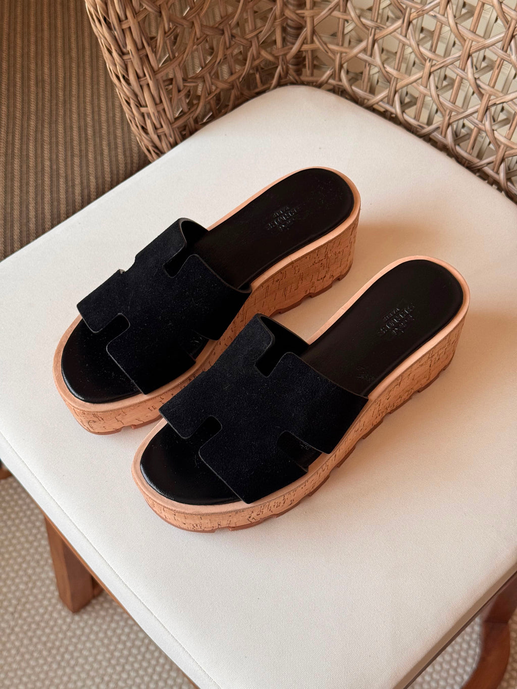 Hermes Luce 30 Sandals in Suede - 14