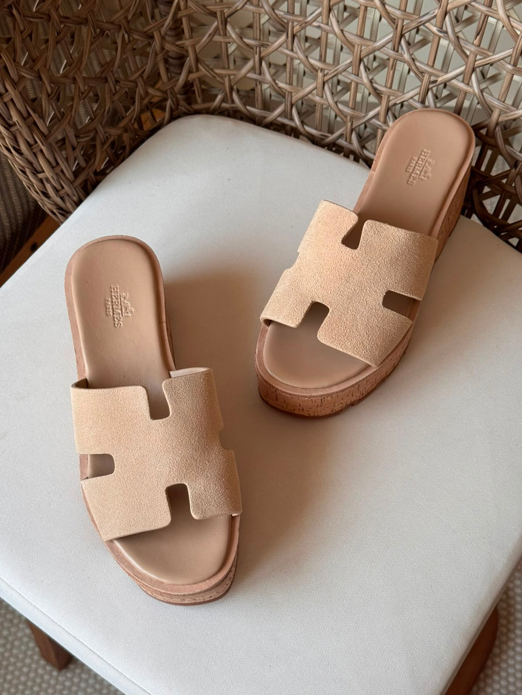 Hermes Luce 30 Sandals in Suede - 22