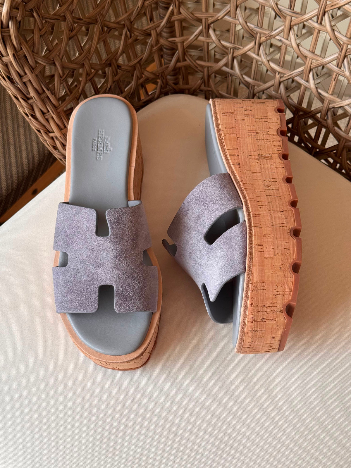 Hermes Luce 30 Sandals in Suede - 48