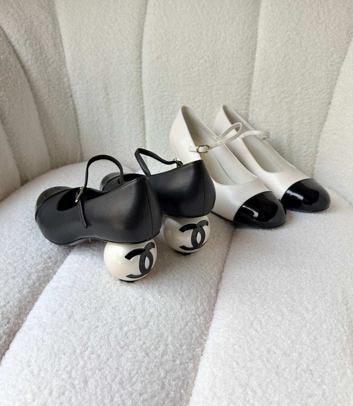CHANEL Mary Janes Lambskin Patent Calfskin heels - 4