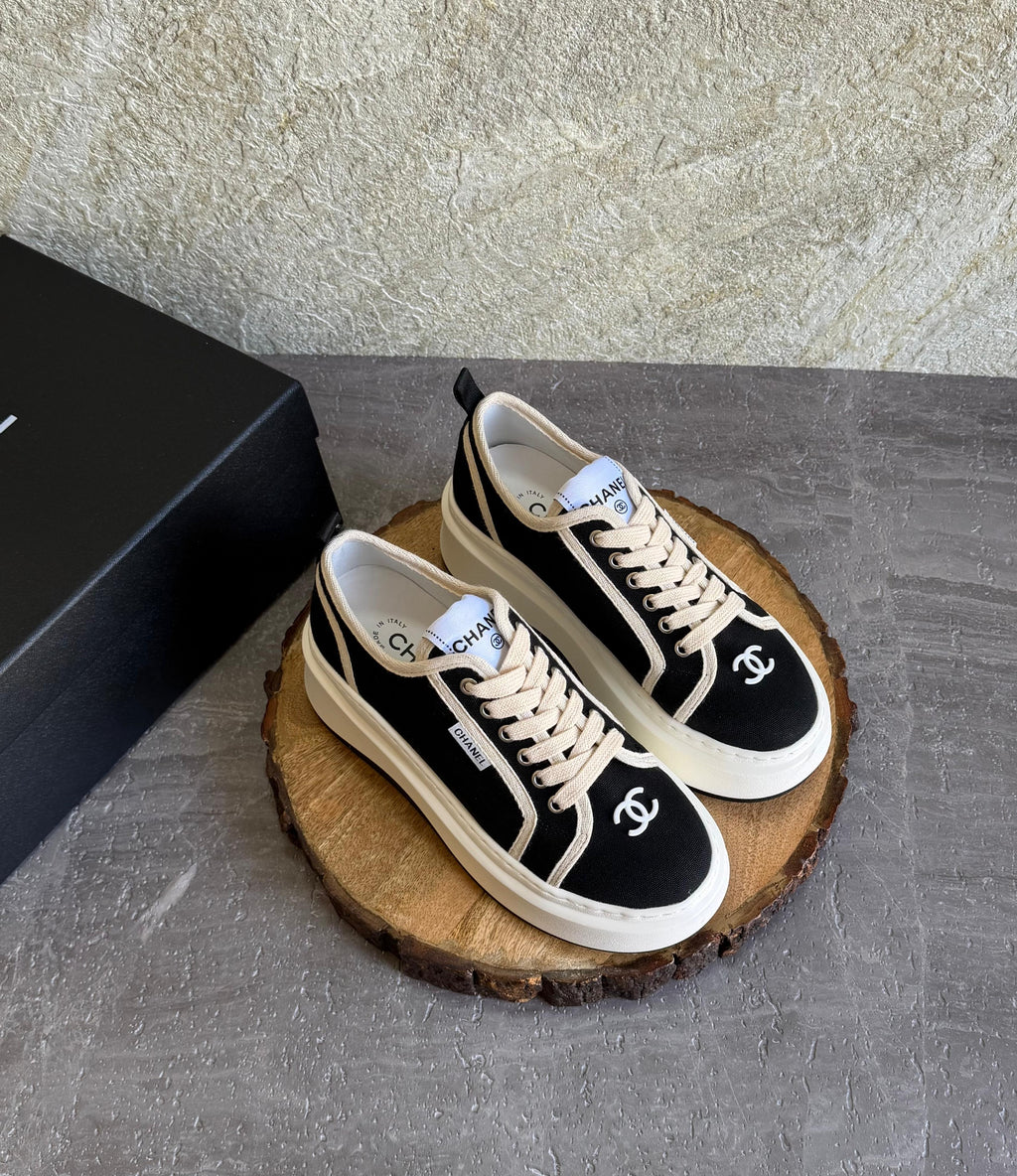 Chanel Trainers Sneaker