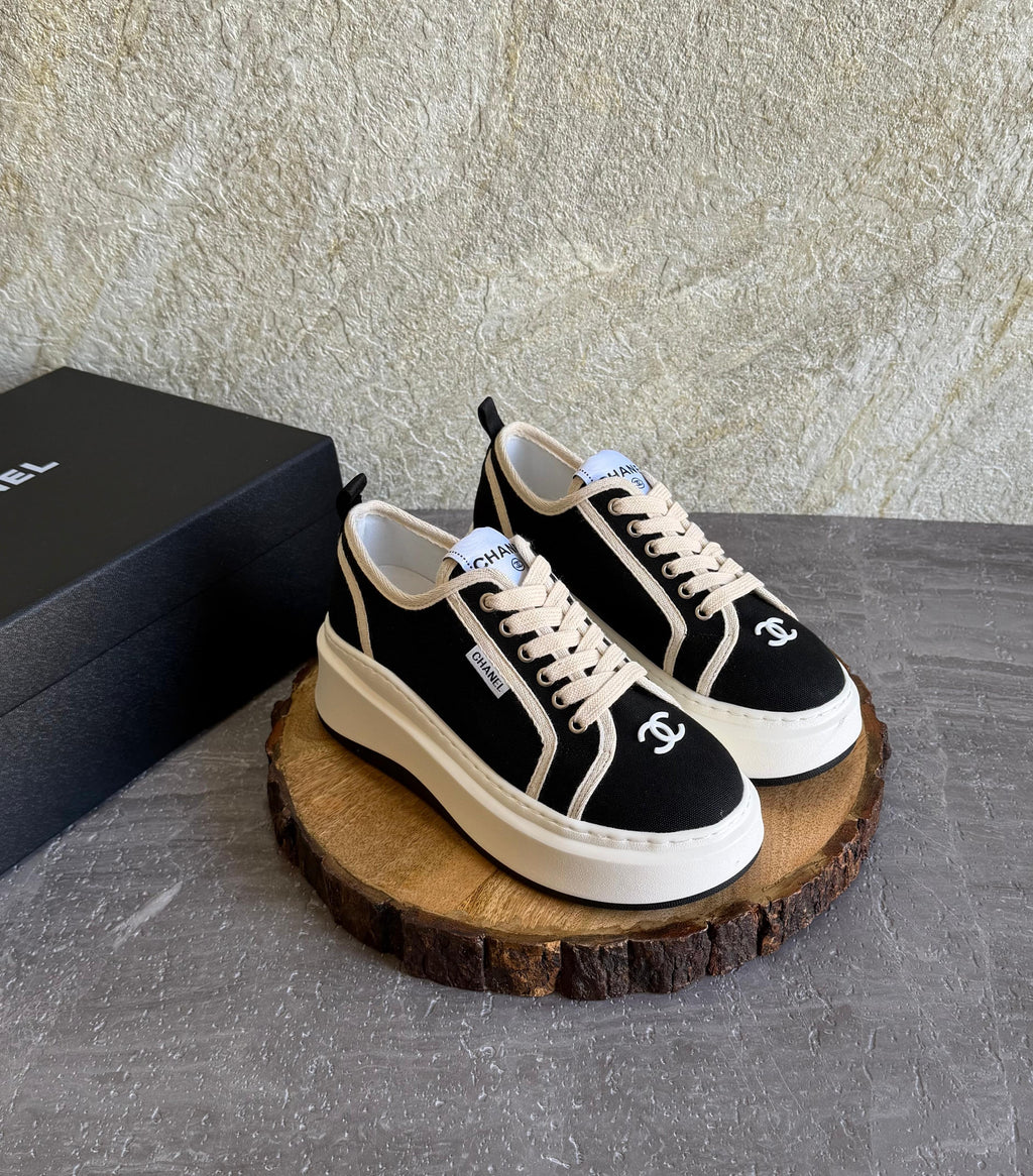 Chanel Trainers Sneaker