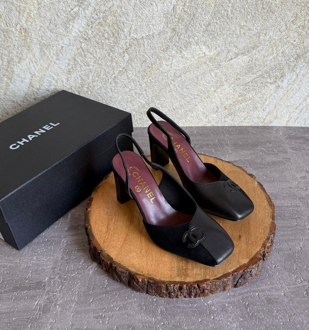 Chanel Slingbacks in Lambskin and Patent - 5