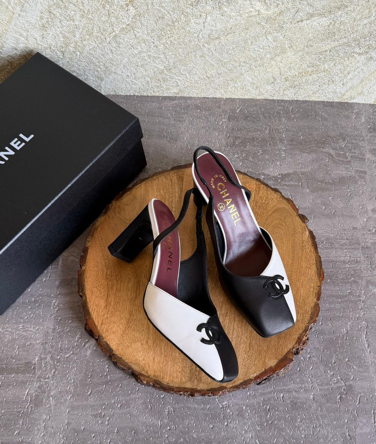 Chanel Slingbacks in Lambskin and Patent - 7
