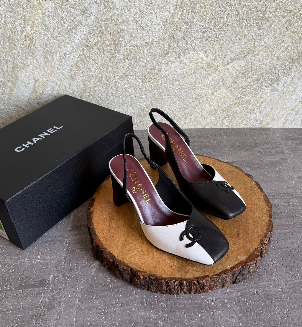 Chanel Slingbacks in Lambskin and Patent - 6