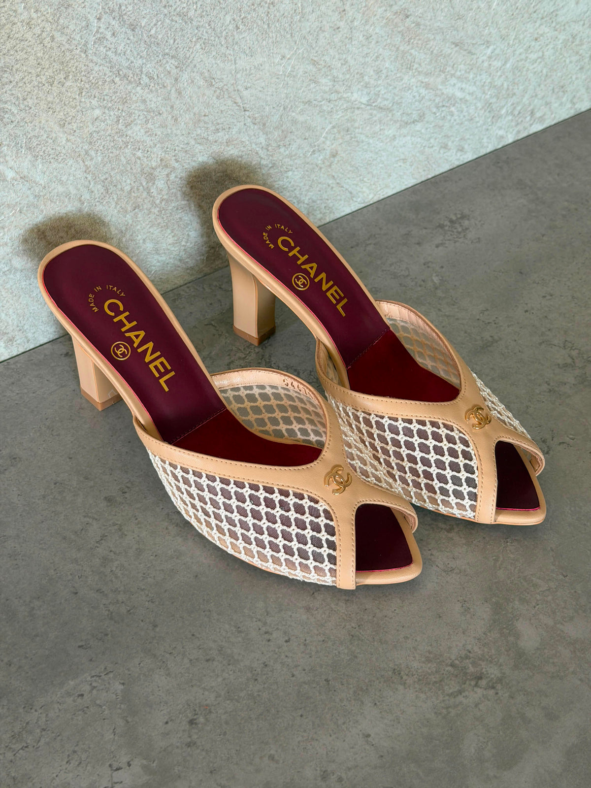 Chanel Mules in Mixed Fibers Cotton & Lambskin - 12
