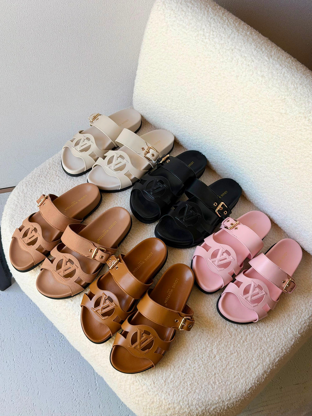 LV Isola Comfort Sandal - 17