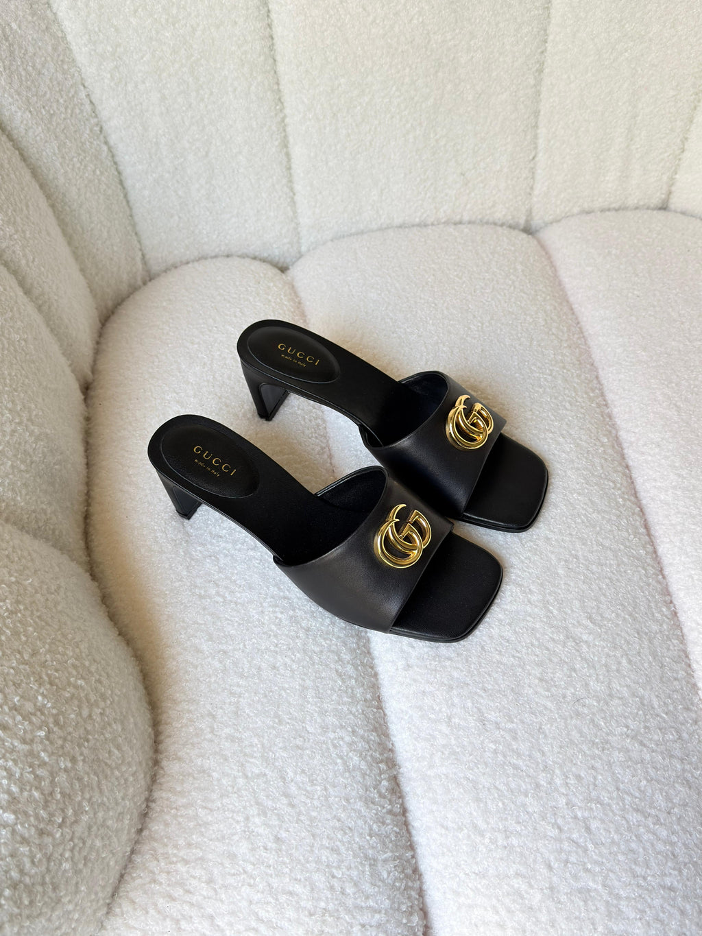 Gucci Double G sandals - 2