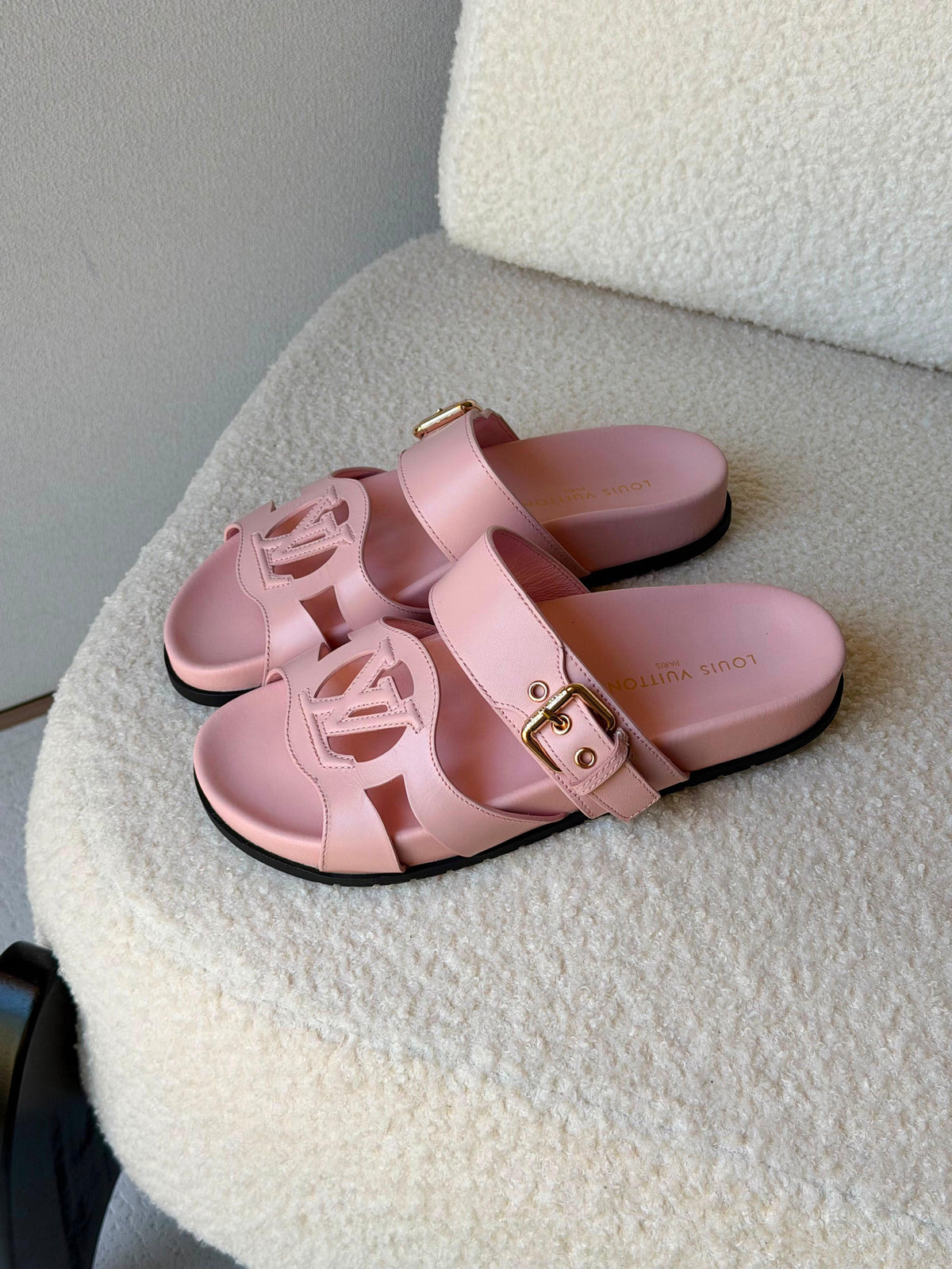 LV Isola Comfort Sandal - 3