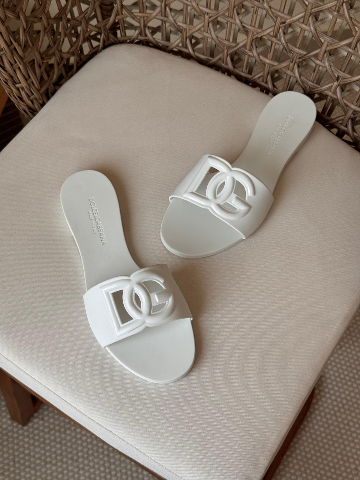 Dolce&Gabbana DG rubber slides - 12