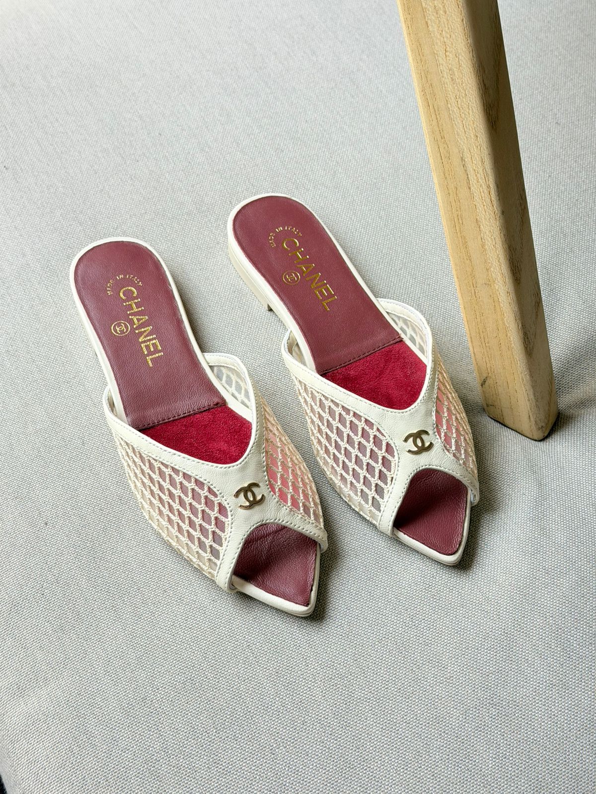 CHANEL Sandals in Mixed Fibers Cotton & Lambskin - 2
