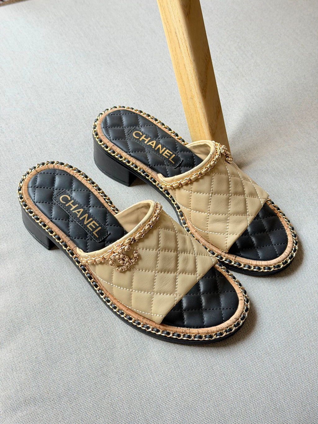 Chanel Interlocking CC Logo Slides in White - 7
