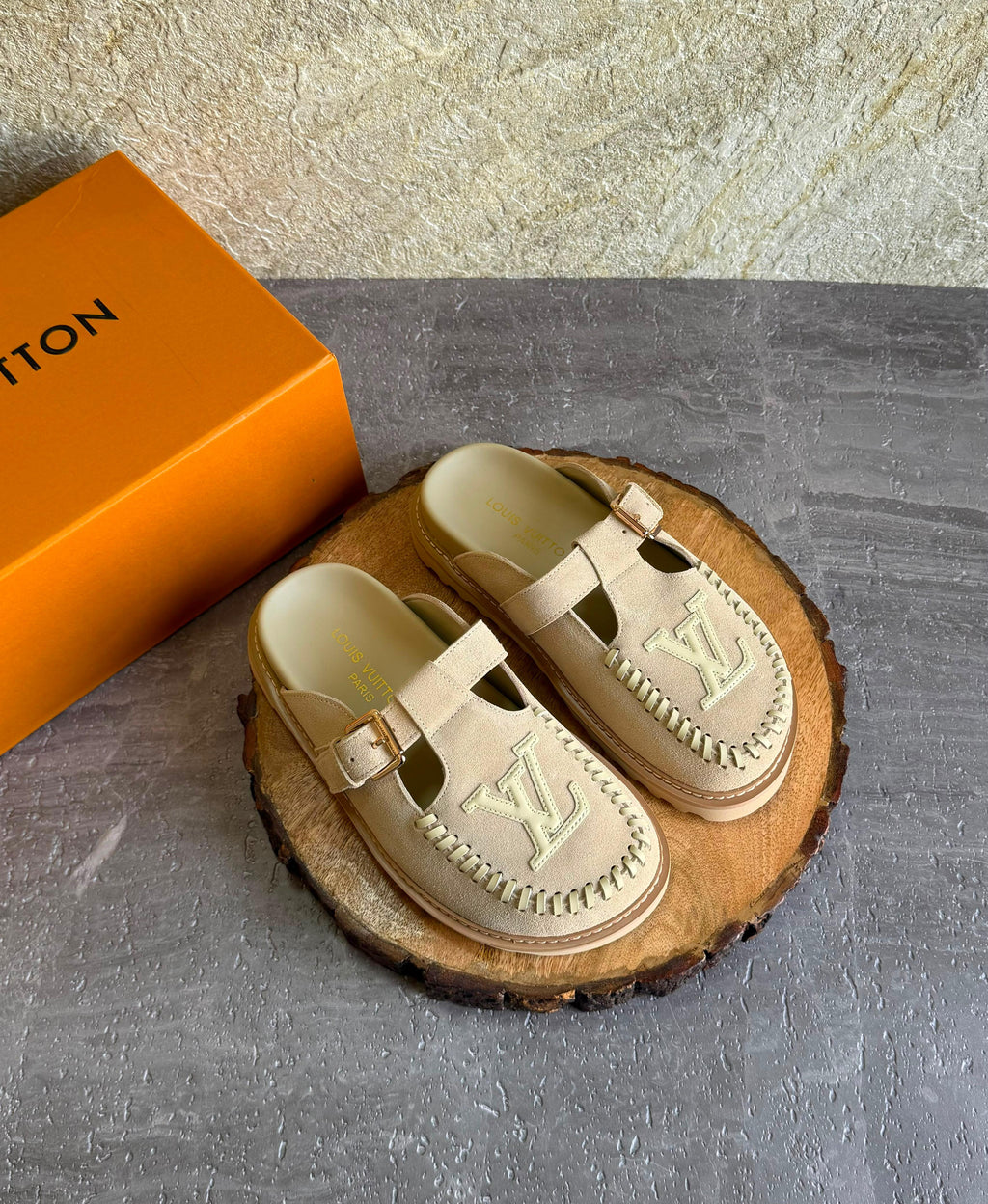 Louis Vuitton Colorado Closed Mule - 3