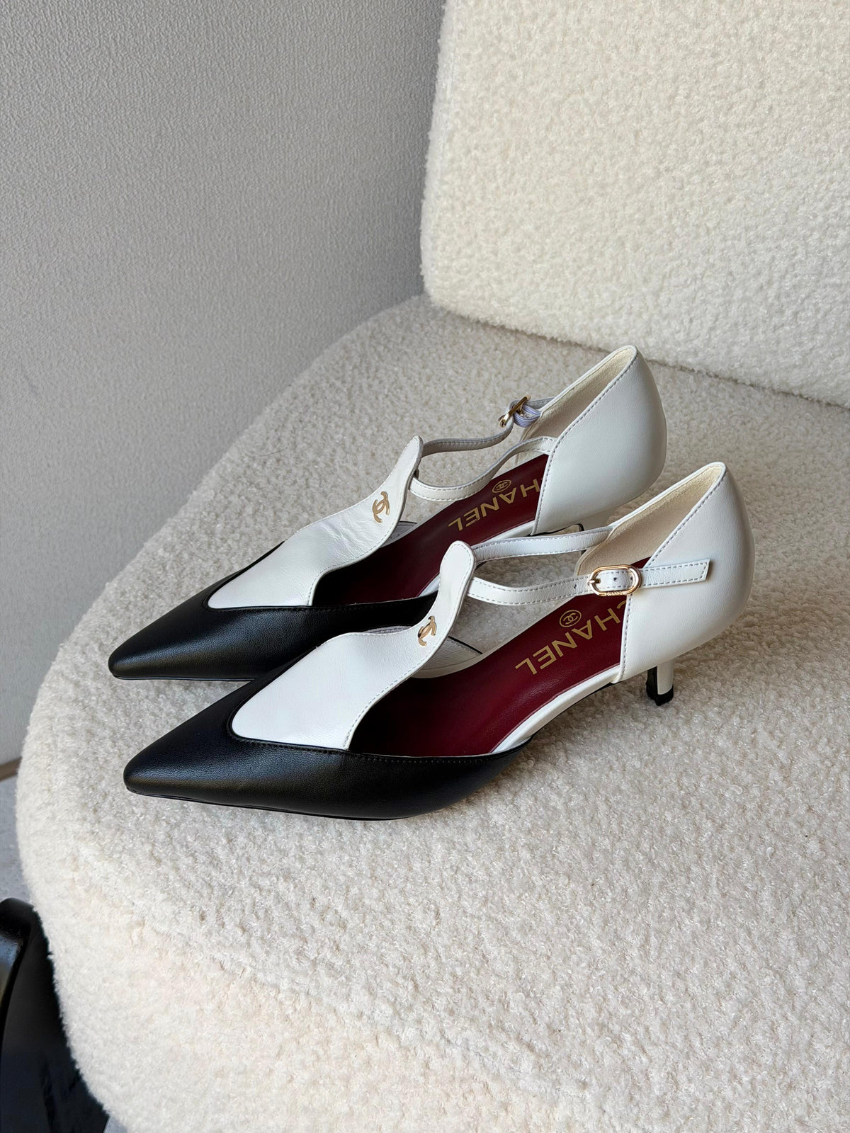 CHANEL Slingbacks - Lambskin & patent calfskin - 5