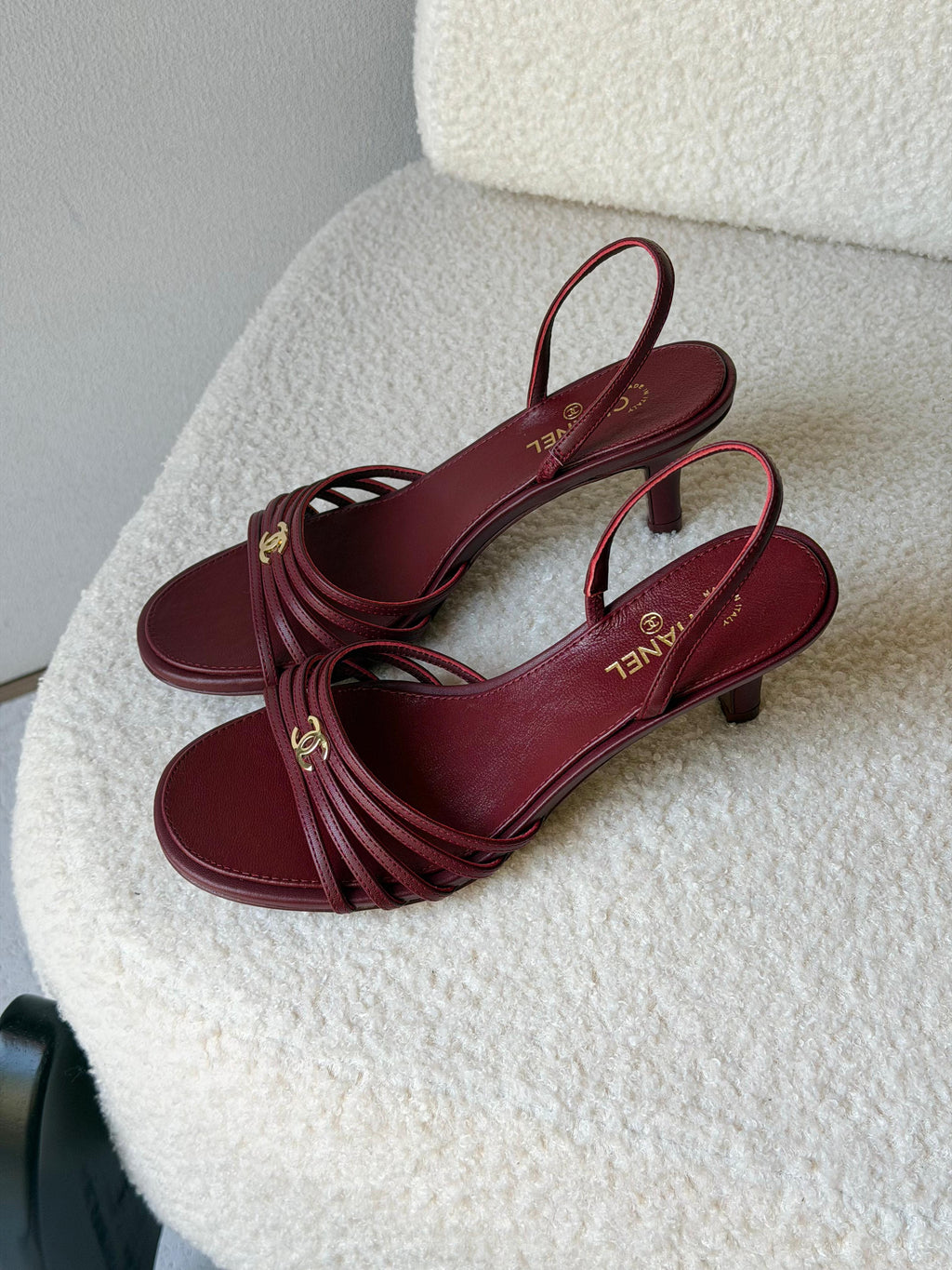 Chanel Sandals - Goatskin - 6