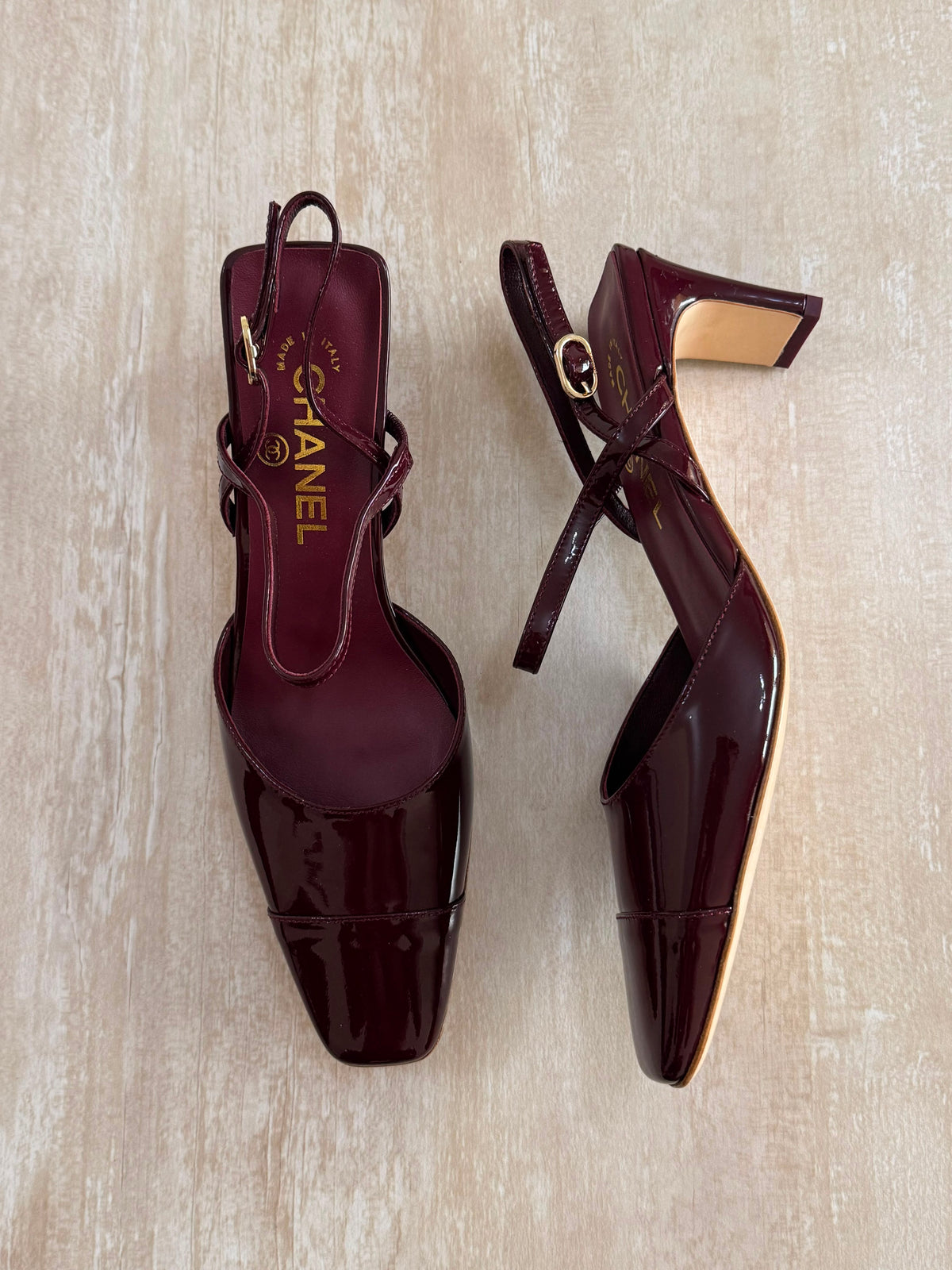 Slingbacks - Crocodile embossed calfskin - 5