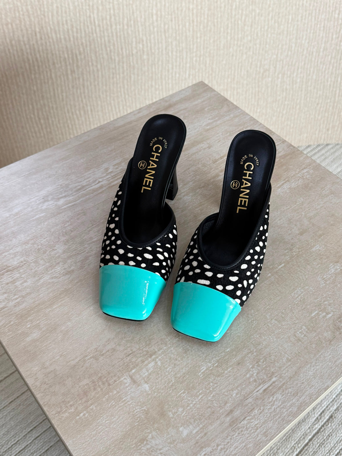 Chanel Mules in Lambskin & Patent Calfskin - 2