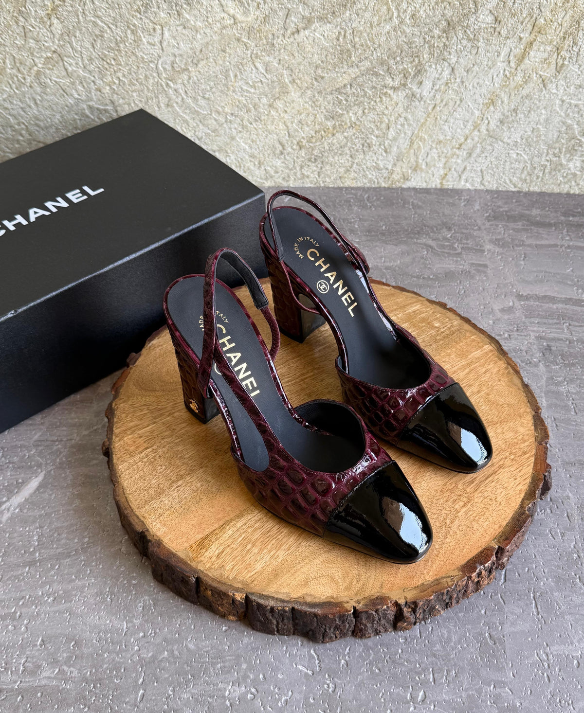 Chanel Slingbacks  - Crocodile embossed patent - 5