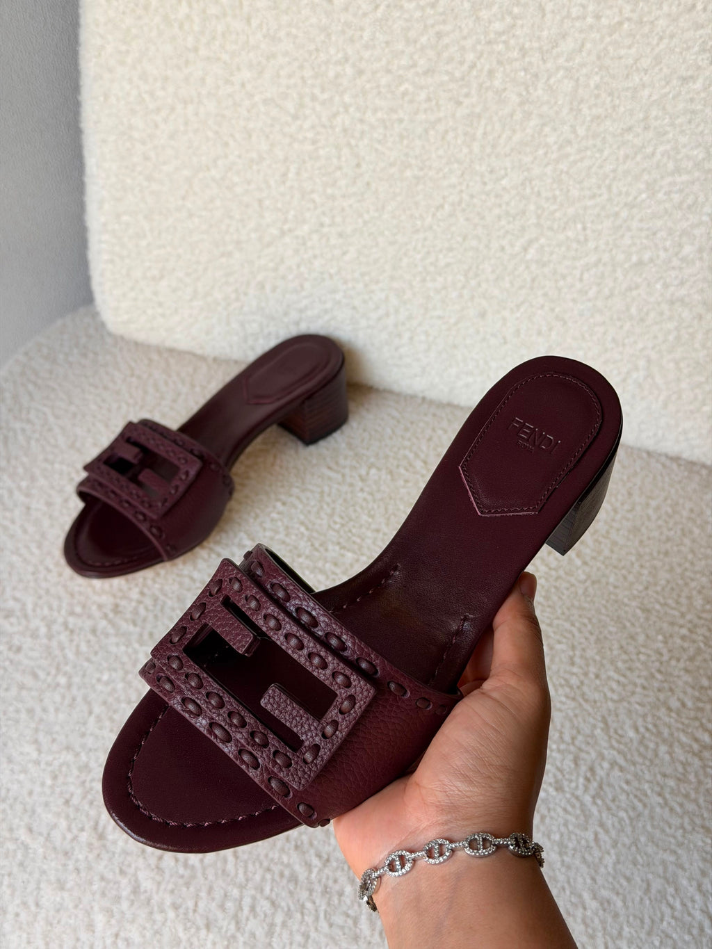 FENDI Baguette sandals - 4